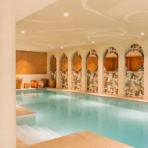 **** Hotel Bloom House & Frankrijk