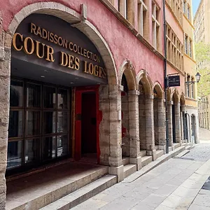 Отель Cour Des Loges Lyon, A Radisson Collection, Лион